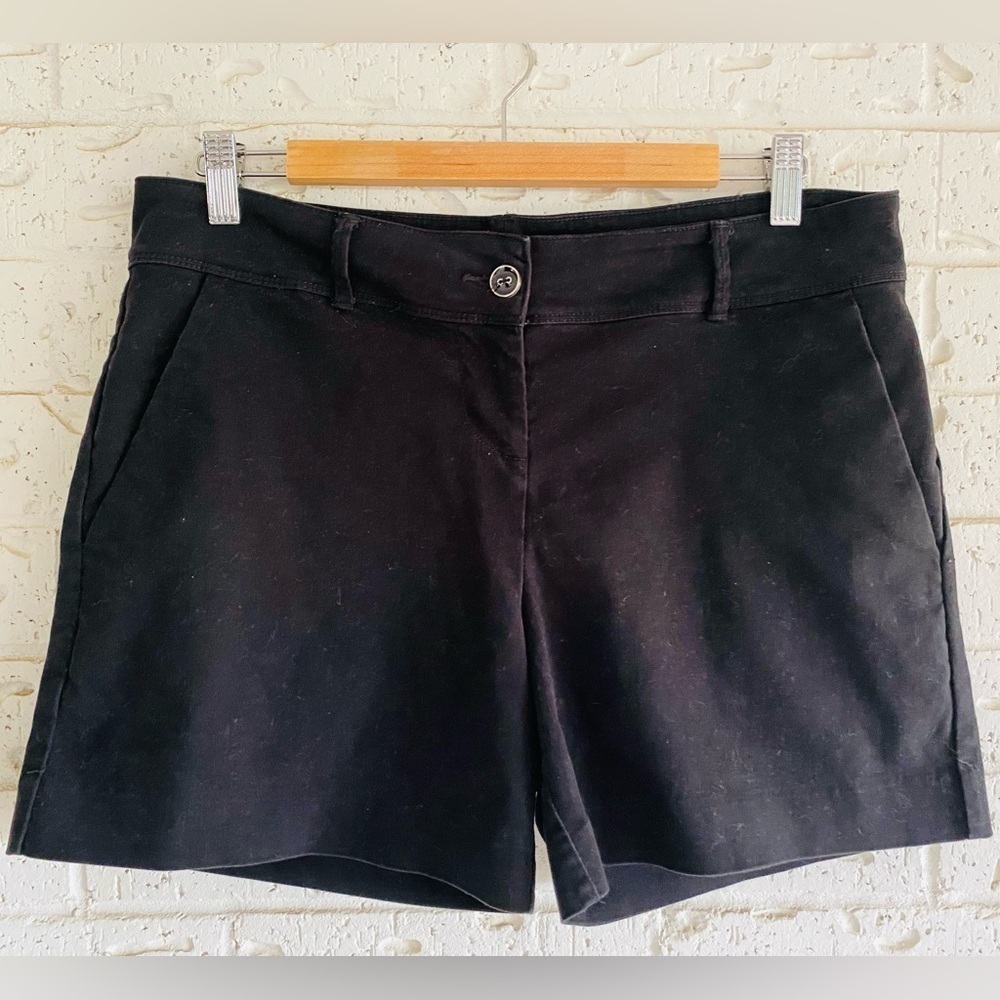 Isaac Mizrahi Black Women's Tailored Shorts size 10